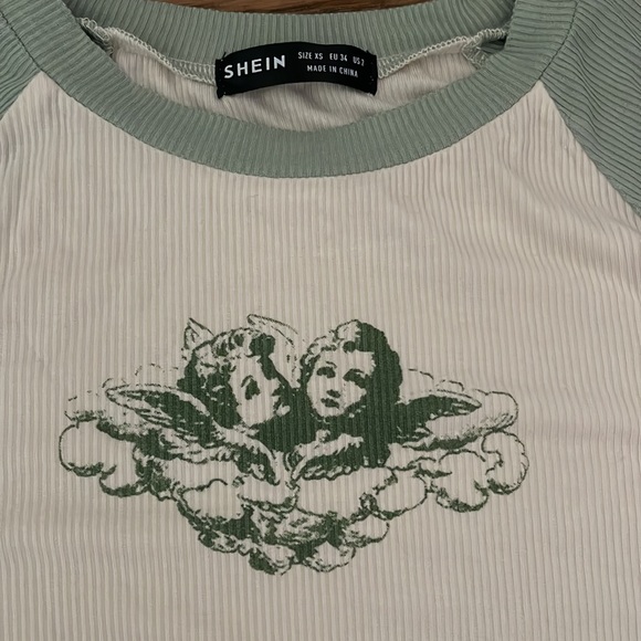 size XS SHIEN green and white angel crop top - Picture 3 of 3